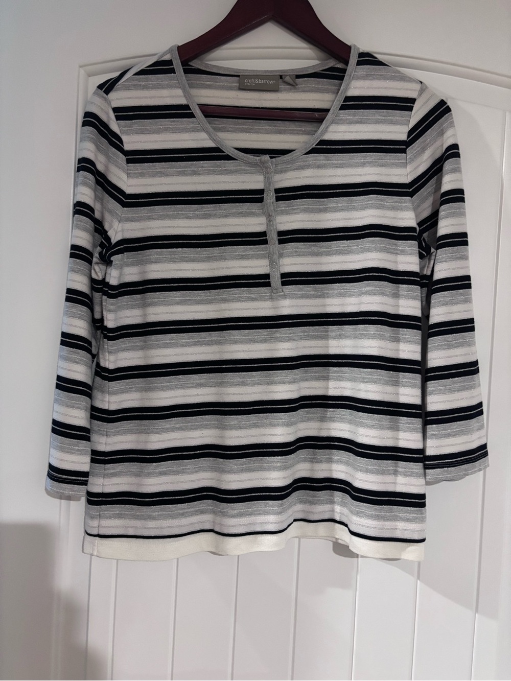 croft & barrow Black, White and Gray Striped Long Sleeve Henley Top